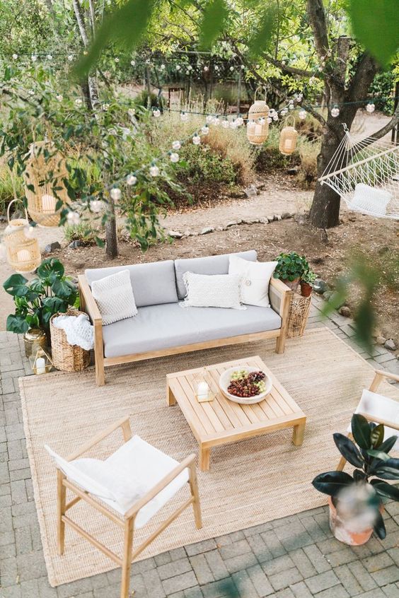 How to Create a Cozy Patio or Deck