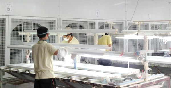 two-australia-article-shutter-factory-offshore Shutter Factory Offshore